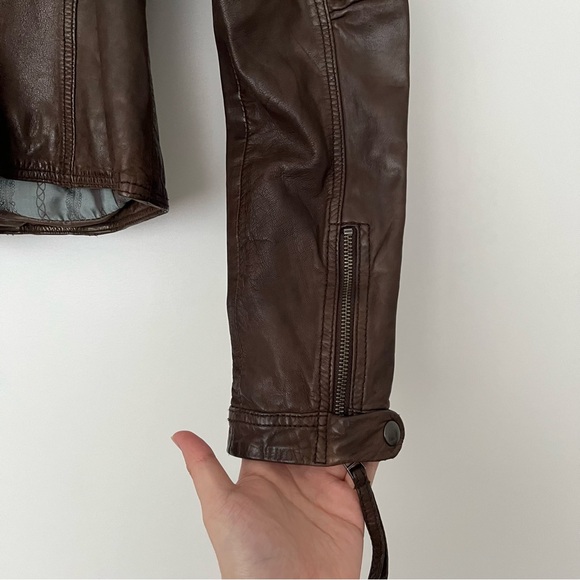 NWOT Danier Cropped Leather Moto Jacket - Size S, Chocolate Brown - Picture 9 of 10